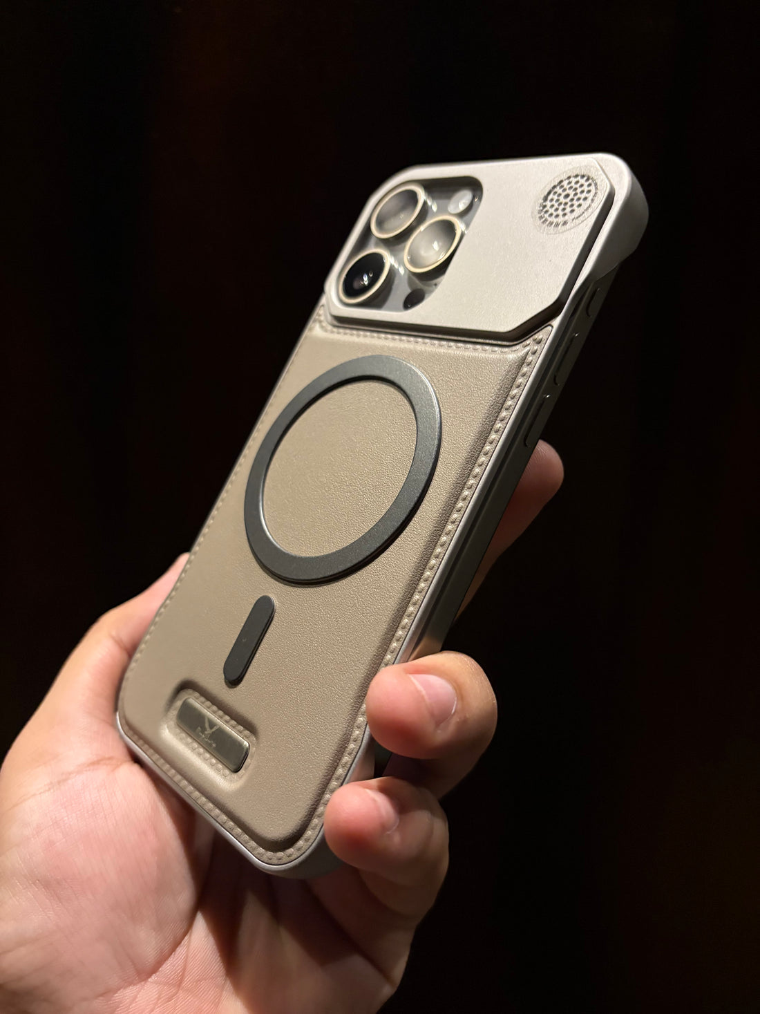 Luxury MagSafe Leather Case With Fragrance