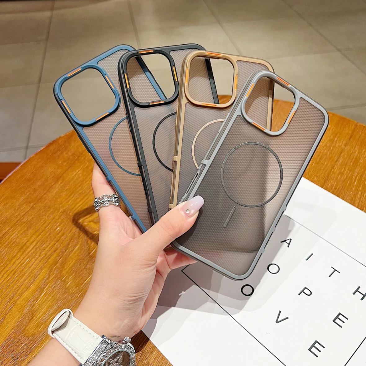 New Style Grid Pattern Magnetic Phone Case