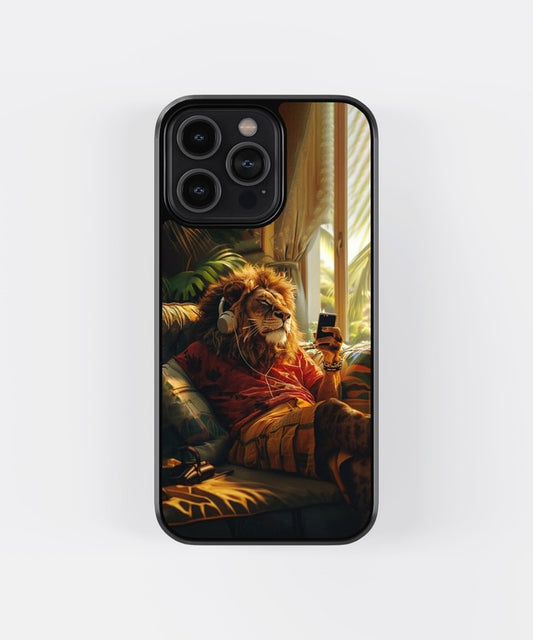 Lion Relaxing Glass Case