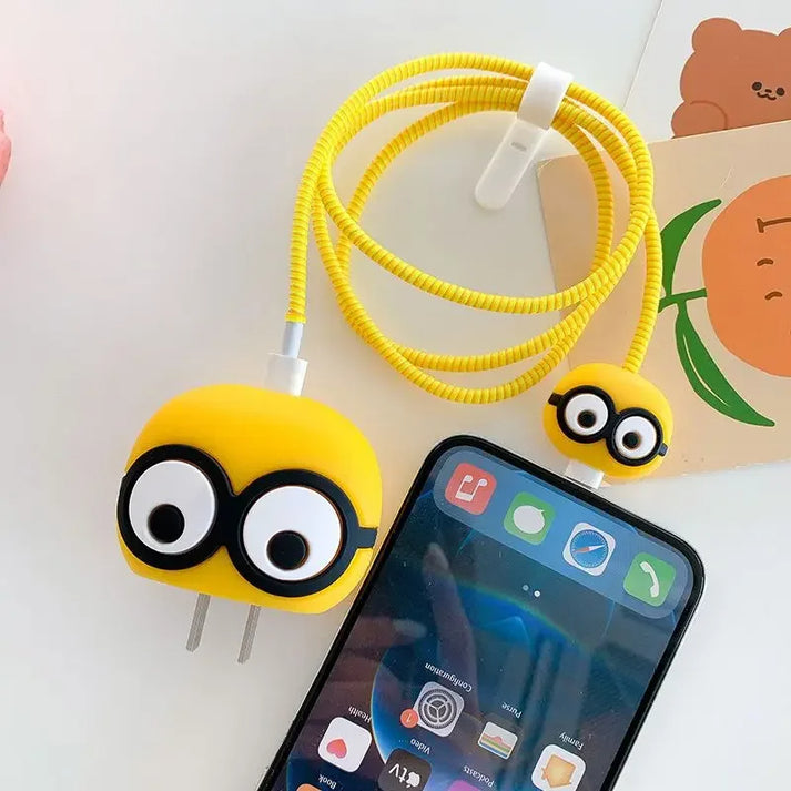 iPhone Charger Case Cover - Minions - 4 Piece Set (With Wire Protector)