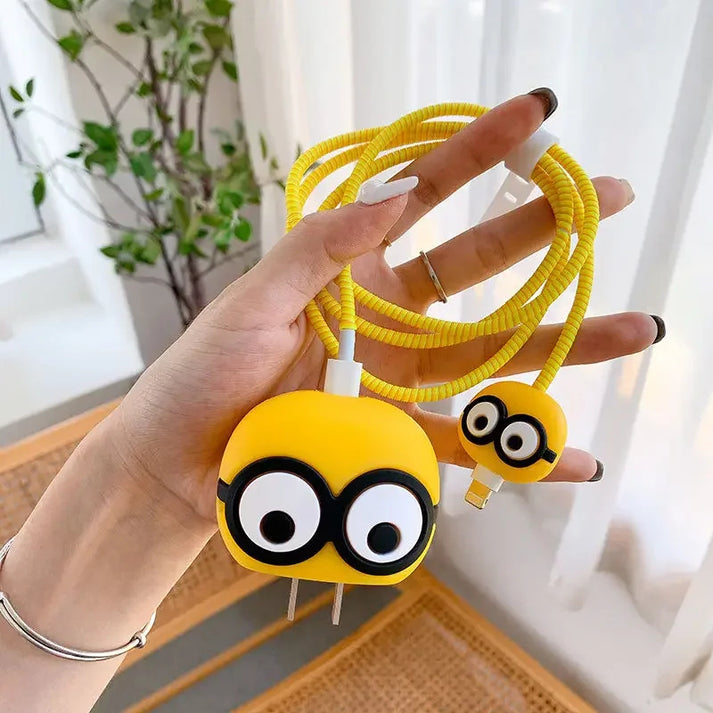 iPhone Charger Case Cover - Minions - 4 Piece Set (With Wire Protector)