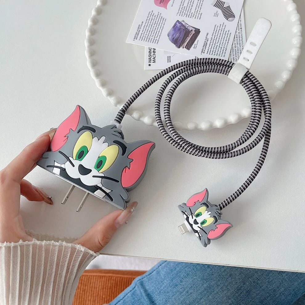 iPhone Charger Case Cover - Tom & Jerry - 4 Piece Set (With Wire Protector)