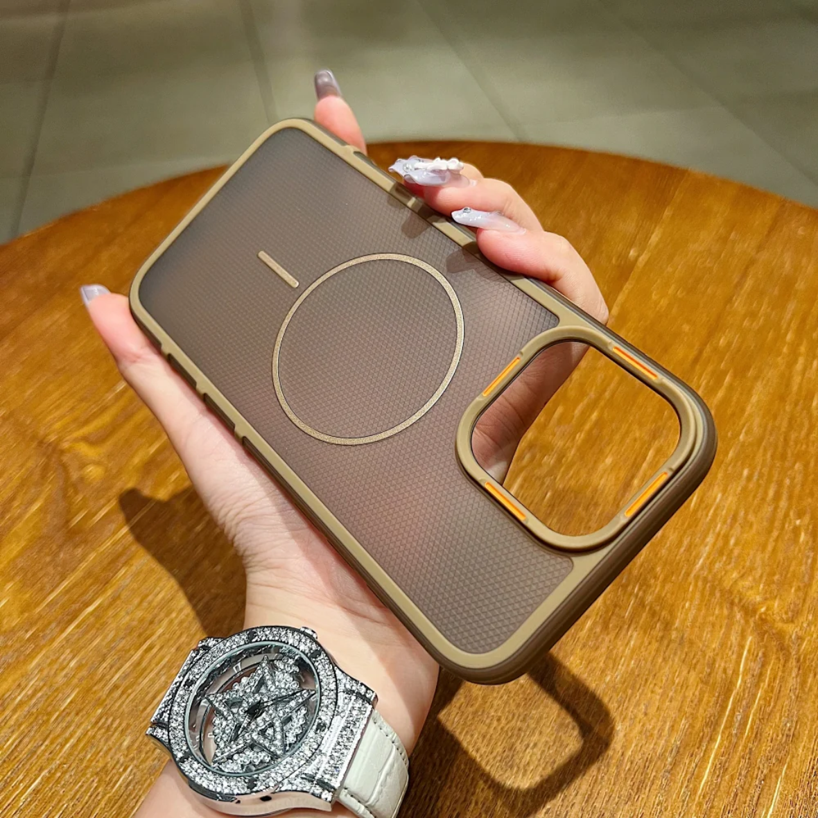 New Style Grid Pattern Magnetic Phone Case