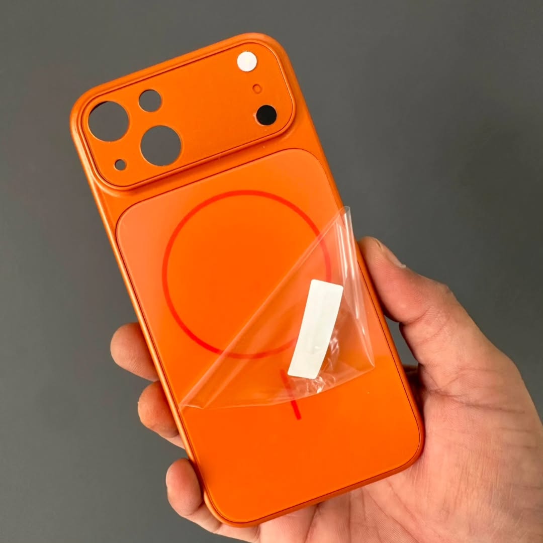 iPhone Metallic Finish Convertor Case with Magsafe